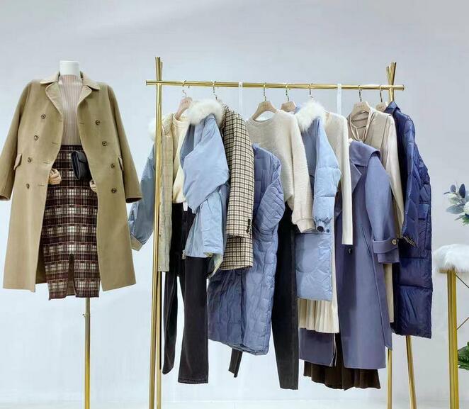 服裝廠(chǎng)翻箱防霉